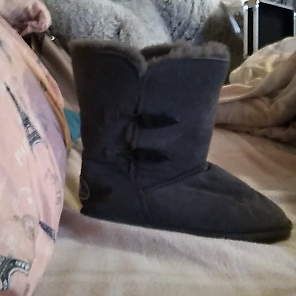 Bearpaw boots